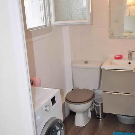 Apartment Cosy Refait A Neuf Au Coeur De Nazaire A 300m Du Front De Saint-Nazaire (Loire-Atlantique)