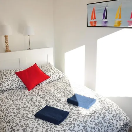 Cosy Refait A Neuf Au Coeur De Nazaire A 300m Du Front De *