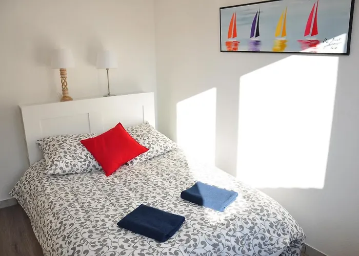 Cosy Refait A Neuf Au Coeur De Nazaire A 300m Du Front De *